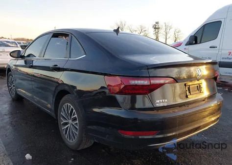 2020 Volkswagen Jetta 1.4T R-Line/1.4T S/1.4T Se z USA, uszkodzony, nr VIN 3VWC57BU8LM080959